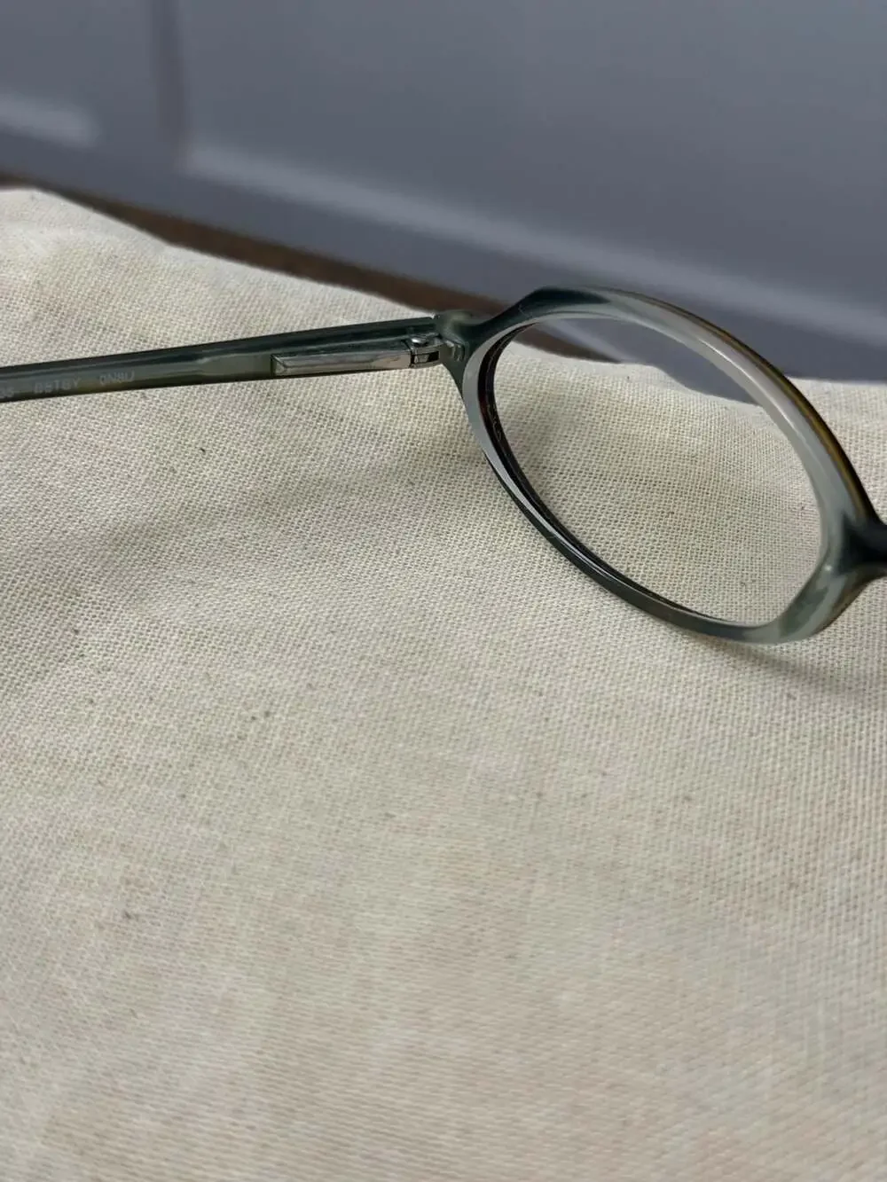 Kate Spade Betsy Oval Brown Tortoise Full-Rim Eyeglasses frame